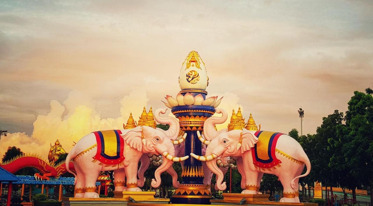 A Pousada Buorana Chonburi Exterior foto